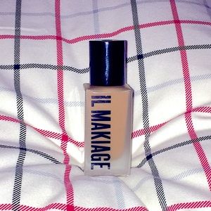 🌬IL MAKIAGE Woke Up Like This Foundation💗